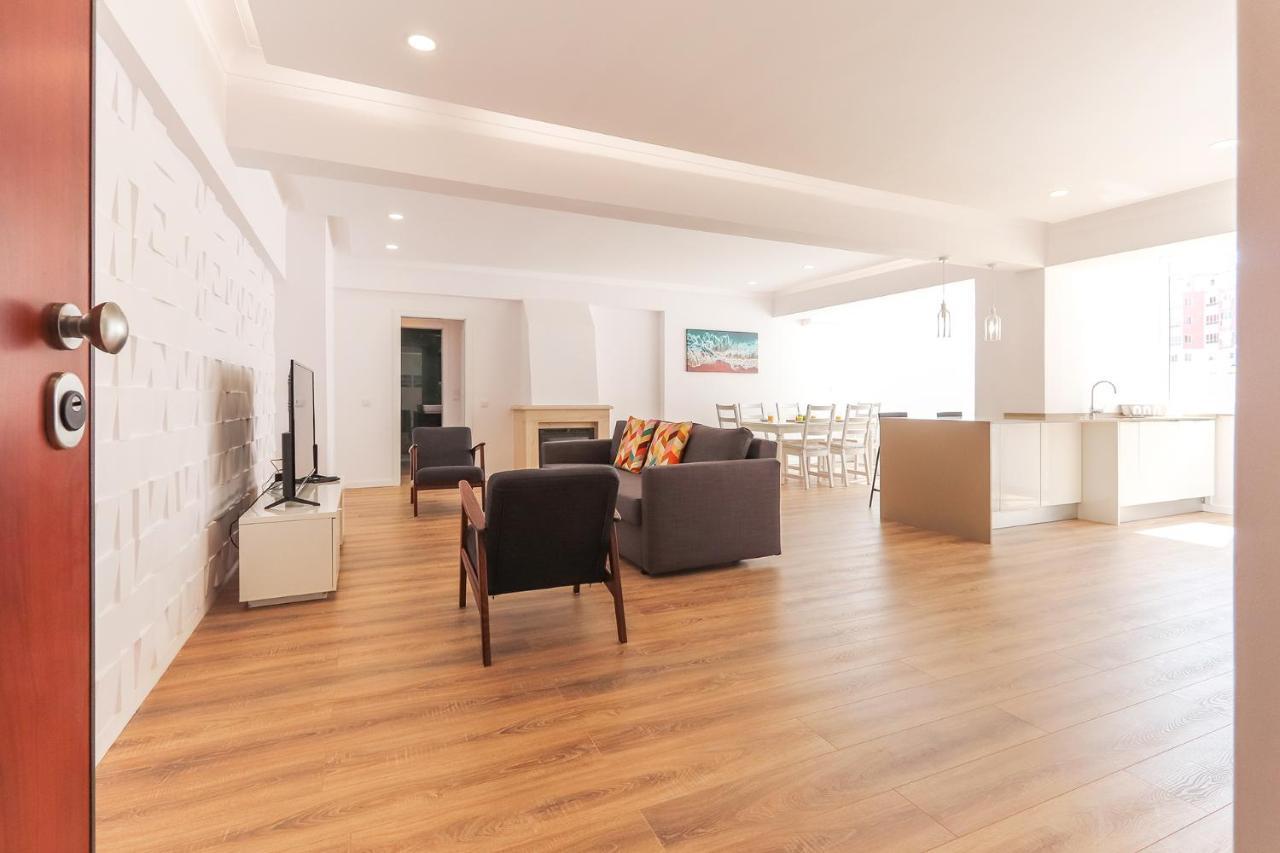 Vita Portucale ! Costa Da Caparica Sunny Design Apartment المظهر الخارجي الصورة
